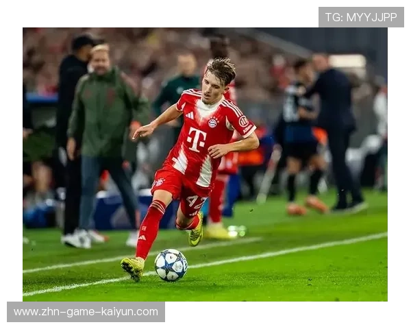 拜仁签下德国后防新星